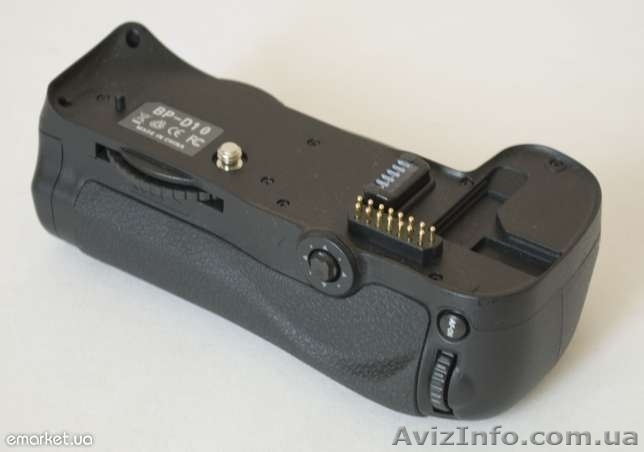 батарейный блок для Nikon D300, D700 - <ro>Изображение</ro><ru>Изображение</ru> #1, <ru>Объявление</ru> #932650