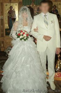 Продам недорого свадебное платье - <ro>Изображение</ro><ru>Изображение</ru> #2, <ru>Объявление</ru> #19665