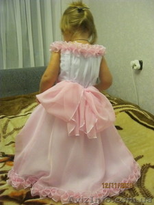 Продам детское платье или отдам на прокат - <ro>Изображение</ro><ru>Изображение</ru> #2, <ru>Объявление</ru> #111182