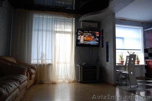 Посуточно сдам 2х комнатную  квартиру в центре Луганска с евроремонтом - <ro>Изображение</ro><ru>Изображение</ru> #1, <ru>Объявление</ru> #257755