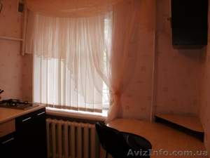 Посуточно сдам квартиру в центре Луганска - <ro>Изображение</ro><ru>Изображение</ru> #4, <ru>Объявление</ru> #258509