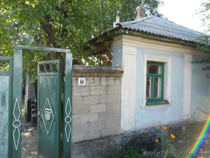 Продам дом с летней кухней гарожом - <ro>Изображение</ro><ru>Изображение</ru> #1, <ru>Объявление</ru> #389301