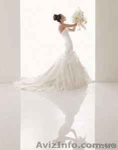 свадебное платье итальянской фирмы - <ro>Изображение</ro><ru>Изображение</ru> #2, <ru>Объявление</ru> #669311