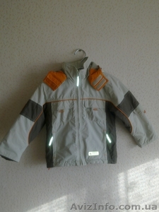 Продам детскую демисезонную куртку на мальчика - <ro>Изображение</ro><ru>Изображение</ru> #2, <ru>Объявление</ru> #1029701