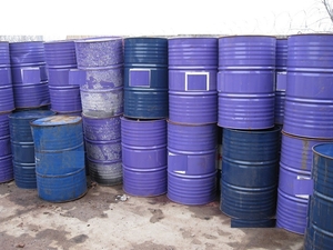 продам б.у. бочки 200 литров в Днепре 