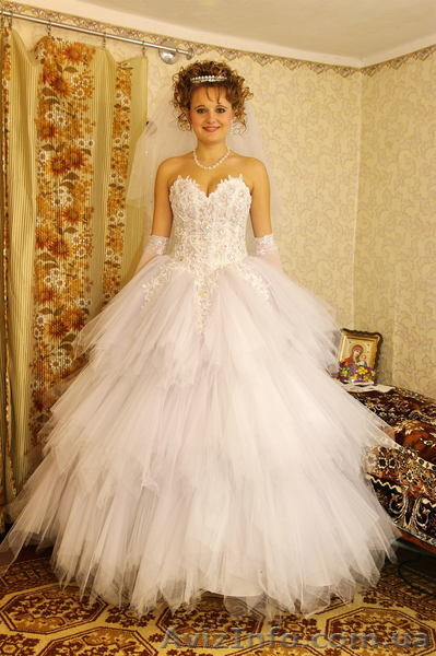 Продам красивое свадебное платье - <ro>Изображение</ro><ru>Изображение</ru> #2, <ru>Объявление</ru> #13802