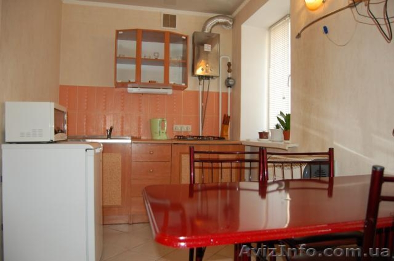 Посуточно сдам 1 комнатную квартиру в центре Луганска - <ro>Изображение</ro><ru>Изображение</ru> #2, <ru>Объявление</ru> #258519