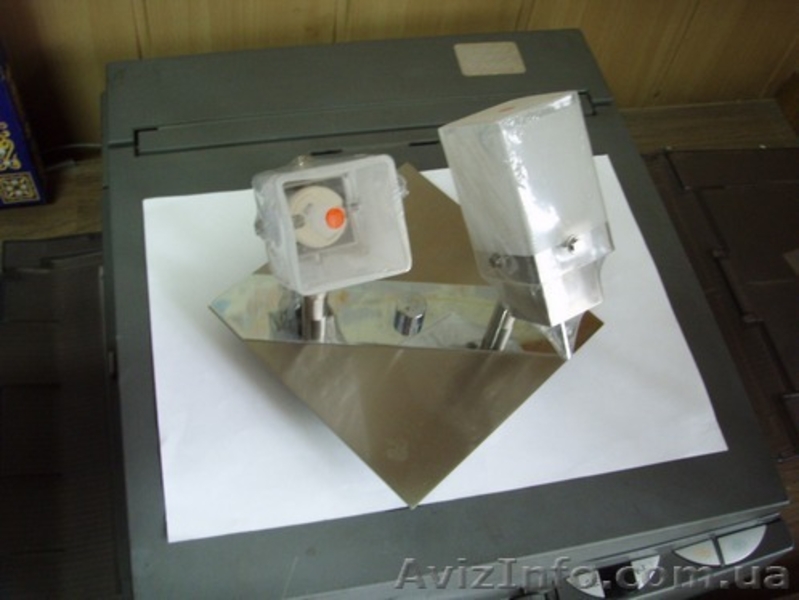 Продам светильник BRILUX на потолок или стену - <ro>Изображение</ro><ru>Изображение</ru> #1, <ru>Объявление</ru> #266786