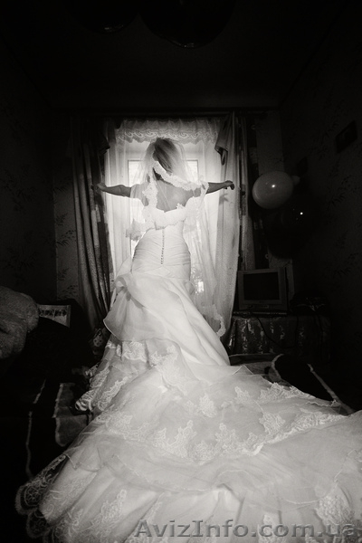 свадебное платье итальянской фирмы - <ro>Изображение</ro><ru>Изображение</ru> #1, <ru>Объявление</ru> #669311