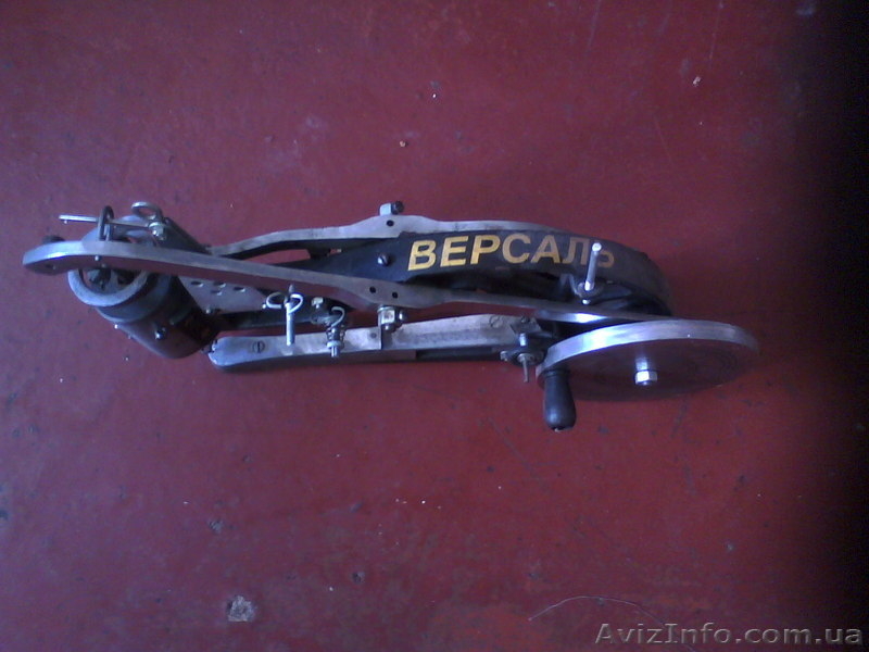 Швейная леворукавная машинка ВЕРСАЛЬ - <ro>Изображение</ro><ru>Изображение</ru> #2, <ru>Объявление</ru> #755234