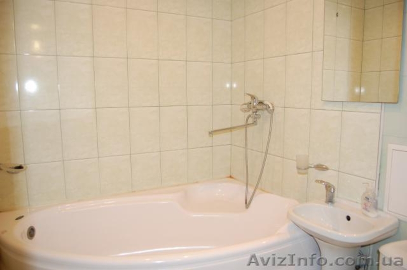 Сдам посуточно большую квартиру-студию в Луганске - <ro>Изображение</ro><ru>Изображение</ru> #3, <ru>Объявление</ru> #260167