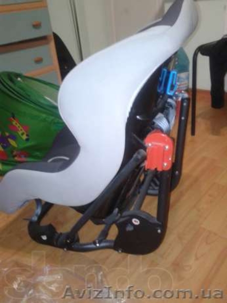 Продам автомобильное кресло Chicco - <ro>Изображение</ro><ru>Изображение</ru> #3, <ru>Объявление</ru> #1043627